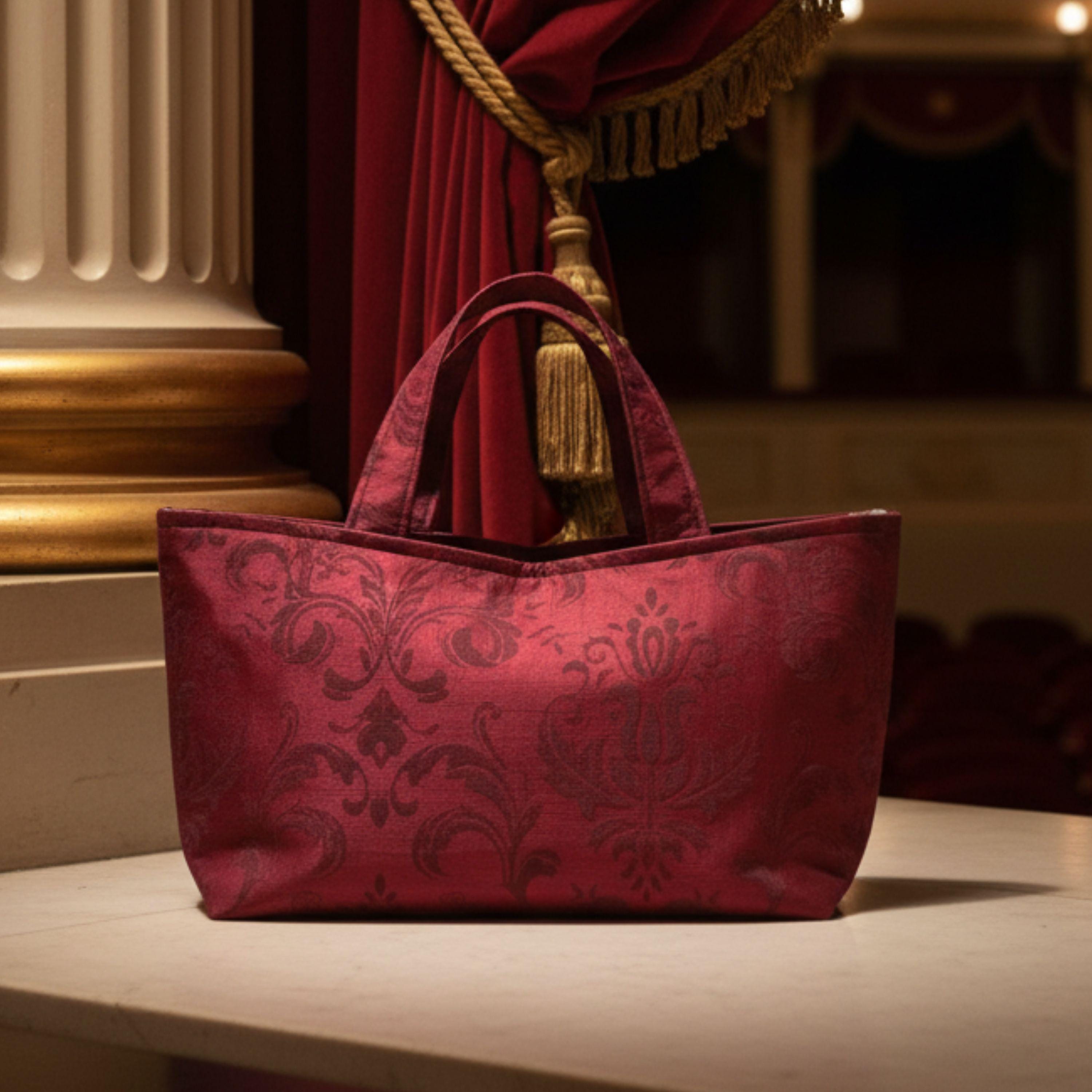 Vienna Nights Tote – Bordeaux & Damast