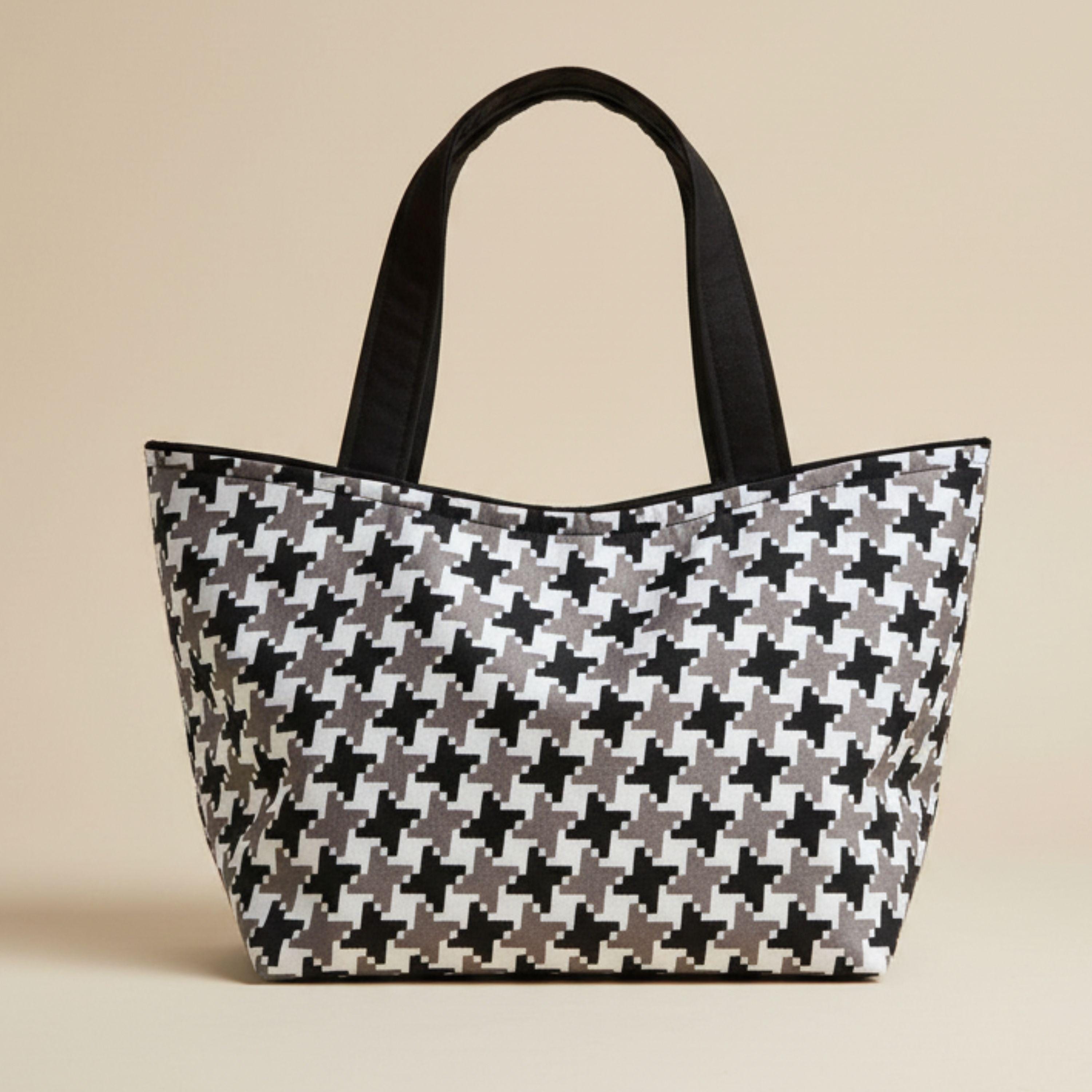 Old Money Tote – Schwarz, Grau & Hahnentritt