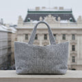 Old Money Tote – Grau